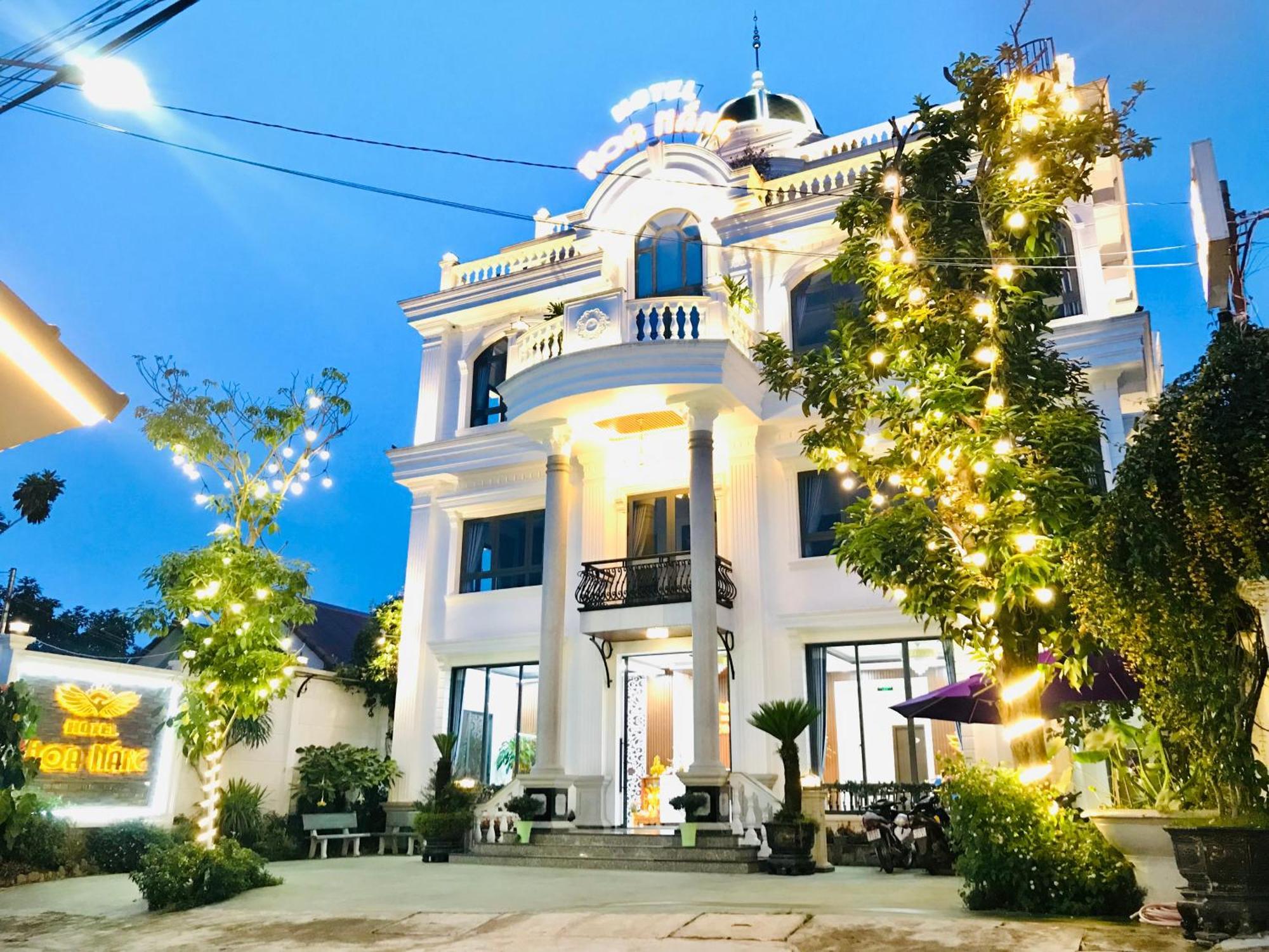 Hotel Hoa NáNg Баолок Экстерьер фото